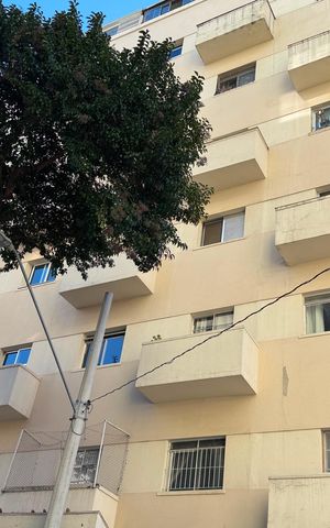 Apartamento à venda com 60m², 1 quarto e sem vaga Apartamento à venda com 60m², 1 quarto e sem vagaFachada