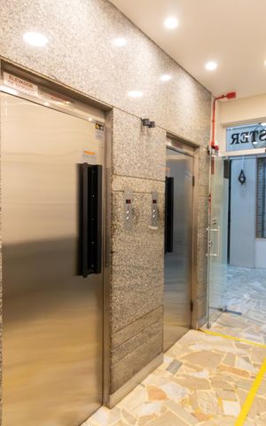 Apartamento à venda com 76m², 2 quartos e sem vaga Apartamento à venda com 76m², 2 quartos e sem vagaHall de entrada