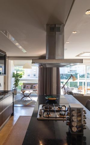 Apartamento para alugar com 103m², 2 quartos e 2 vagas Apartamento para alugar com 103m², 2 quartos e 2 vagasCozinha