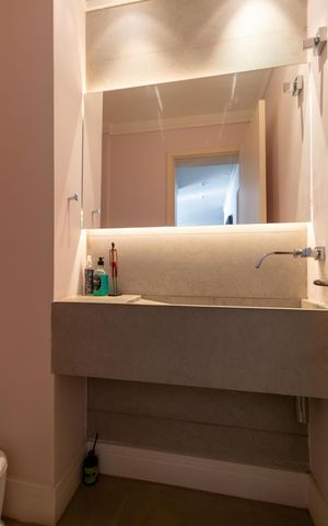 Apartamento para alugar com 103m², 2 quartos e 2 vagas Apartamento para alugar com 103m², 2 quartos e 2 vagasLavabo