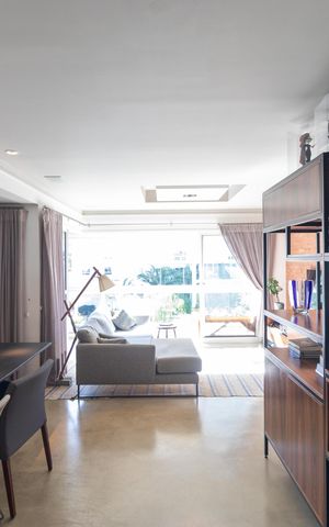 Apartamento para alugar com 103m², 2 quartos e 2 vagas Apartamento para alugar com 103m², 2 quartos e 2 vagasSalas