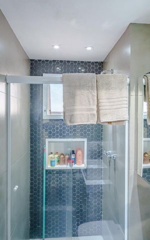Apartamento à venda com 75m², 2 quartos e 2 vagas Apartamento à venda com 75m², 2 quartos e 2 vagasBanheiro da Suíte