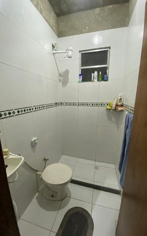 Casa à venda com 68m², 2 quartos e 1 vaga Casa à venda com 68m², 2 quartos e 1 vagaBanheiro