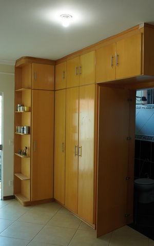 Casa para alugar com 232m², 4 quartos e 10 vagasBanheiro da Suíte 3