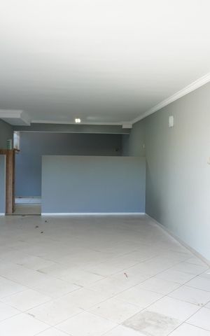 Casa para alugar com 232m², 4 quartos e 10 vagasGaragem