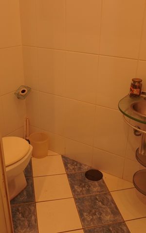 Casa para alugar com 232m², 4 quartos e 10 vagasBanheiro Social