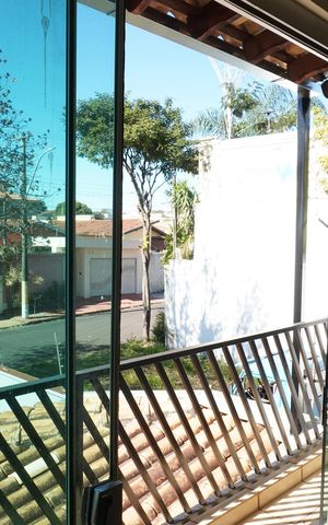 Casa para alugar com 232m², 4 quartos e 10 vagasSacada