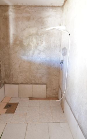 Casa à venda com 600m², 5 quartos e 4 vagasBanheiro Suíte