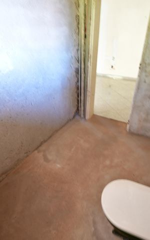 Casa à venda com 600m², 5 quartos e 4 vagasBanheiro Suíte