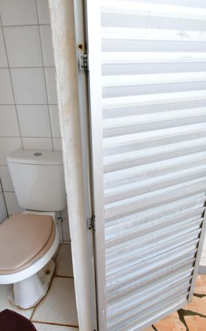 Casa à venda com 600m², 5 quartos e 4 vagasBanheiro de serviço
