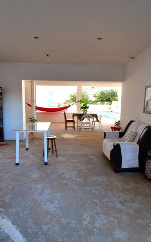 Casa à venda com 600m², 5 quartos e 4 vagasSala