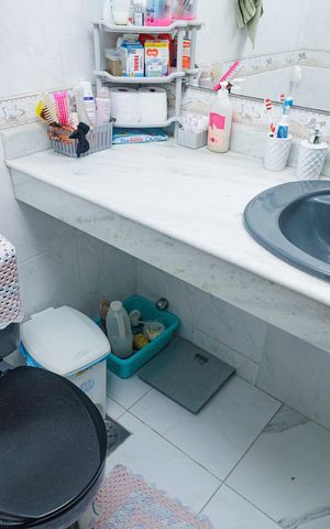 Casa de condomínio à venda com 180m², 4 quartos e 1 vaga