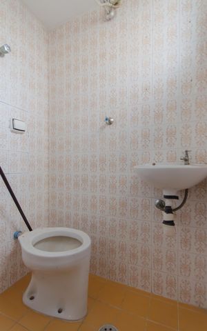 Apartamento para alugar com 100m², 2 quartos e 1 vaga Apartamento para alugar com 100m², 2 quartos e 1 vagaÁrea de Serviço