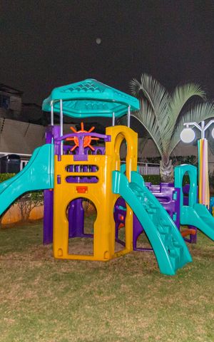 Apartamento para alugar com 65m², 2 quartos e 2 vagas Apartamento para alugar com 65m², 2 quartos e 2 vagasPlayground