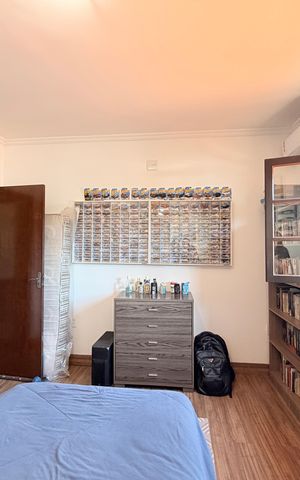 Casa à venda com 262m², 3 quartos e 4 vagasQuarto 2