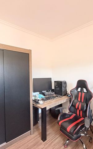 Casa à venda com 262m², 3 quartos e 4 vagasQuarto 3