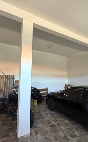 Casa à venda com 262m², 3 quartos e 4 vagasGaragem