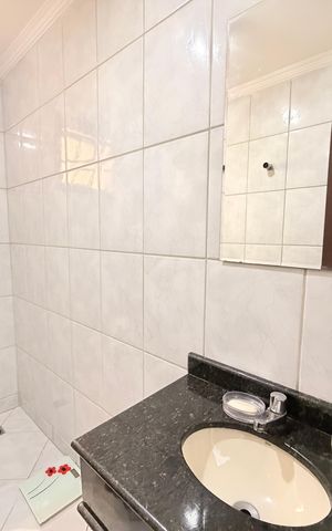 Casa à venda com 262m², 3 quartos e 4 vagasBanheiro Social