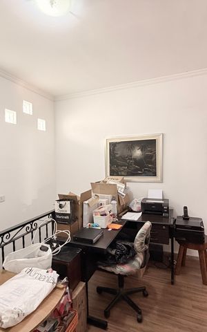 Casa à venda com 262m², 3 quartos e 4 vagasEscritório