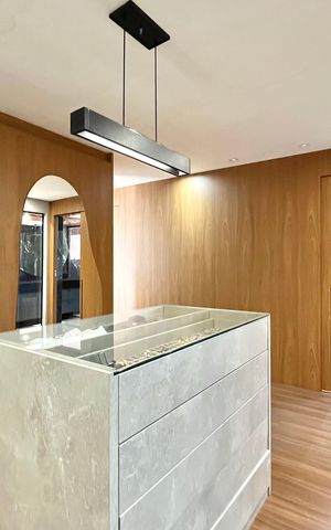 Casa à venda com 500m², 3 quartos e 6 vagas Casa à venda com 500m², 3 quartos e 6 vagasCloset da suíte 1