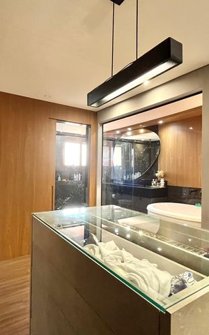 Casa à venda com 500m², 3 quartos e 6 vagas Casa à venda com 500m², 3 quartos e 6 vagasCloset da suíte 1