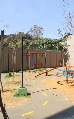 Apartamento à venda com 42m², 2 quartos e sem vagaÁrea comum - Playground