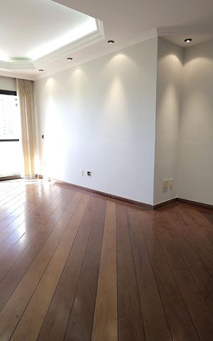 Apartamento à venda com 115m², 3 quartos e 2 vagas Apartamento à venda com 115m², 3 quartos e 2 vagasSala