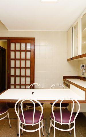 Casa à venda com 250m², 4 quartos e 3 vagasCozinha