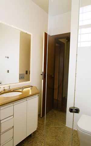 Casa à venda com 250m², 4 quartos e 3 vagasBanheiro Social