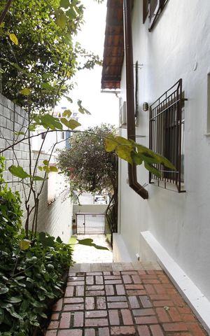 Casa à venda com 250m², 4 quartos e 3 vagasÁrea externa