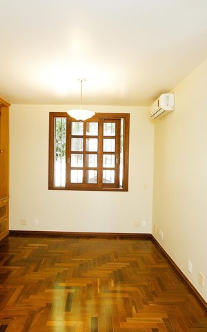 Casa à venda com 250m², 4 quartos e 3 vagasQuarto 4