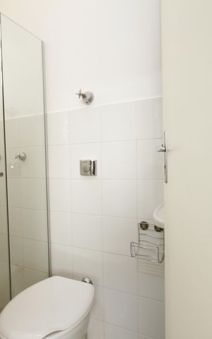 Casa à venda com 250m², 4 quartos e 3 vagasBanheiro de serviço