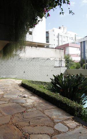 Casa à venda com 250m², 4 quartos e 3 vagasÁrea externa