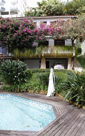 Casa à venda com 250m², 4 quartos e 3 vagasPiscina