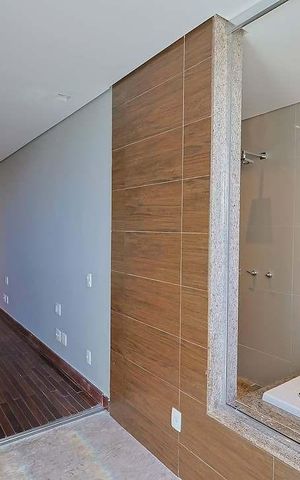Apartamento para alugar com 245m², 3 quartos e 4 vagas Apartamento para alugar com 245m², 3 quartos e 4 vagasBanheiro da Suíte 3