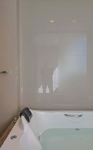 Apartamento para alugar com 245m², 3 quartos e 4 vagas Apartamento para alugar com 245m², 3 quartos e 4 vagasBanheiro da Suíte 3