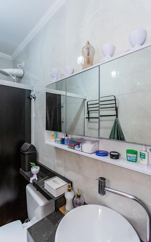 Casa à venda com 93m², 2 quartos e 1 vagaBanheiro