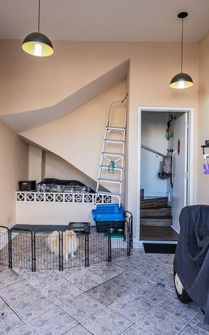 Casa à venda com 93m², 2 quartos e 1 vagaGaragem