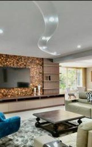 Casa para alugar com 700m², 11 quartos e 8 vagas Casa para alugar com 700m², 11 quartos e 8 vagasSala