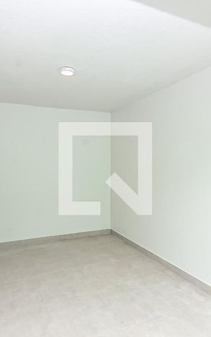 Casa à venda com 240m², 1 quarto e 1 vaga