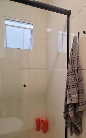 Casa de condomínio à venda com 65m², 2 quartos e 1 vagaBanheiro da Suíte