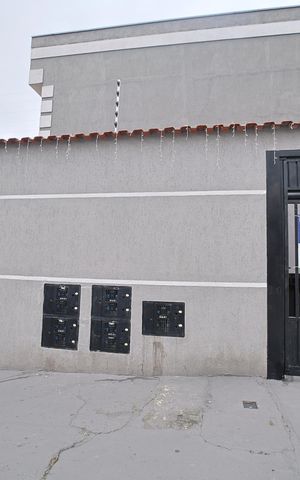 Casa de condomínio à venda com 65m², 2 quartos e 1 vagaFachada