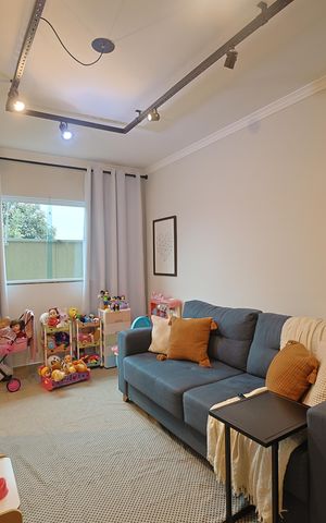 Casa de condomínio à venda com 65m², 2 quartos e 1 vagaSala