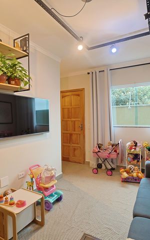 Casa de condomínio à venda com 65m², 2 quartos e 1 vagaSala