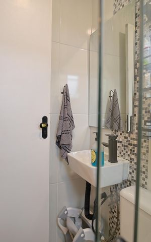 Casa de condomínio à venda com 65m², 2 quartos e 1 vagaBanheiro da Suíte 2