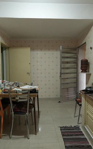 Casa à venda com 109m², 2 quartos e 2 vagasCozinha