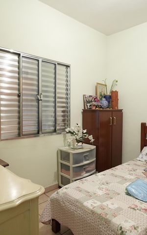 Casa à venda com 109m², 2 quartos e 2 vagasQuarto 1