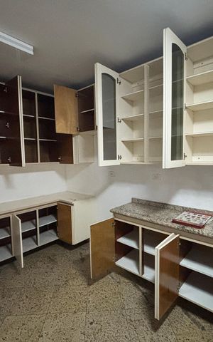 Casa para alugar com 240m², 2 quartos e 2 vagas Casa para alugar com 240m², 2 quartos e 2 vagasCozinha
