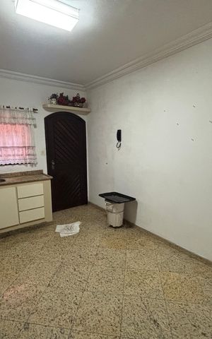 Casa para alugar com 240m², 2 quartos e 2 vagas Casa para alugar com 240m², 2 quartos e 2 vagasCozinha