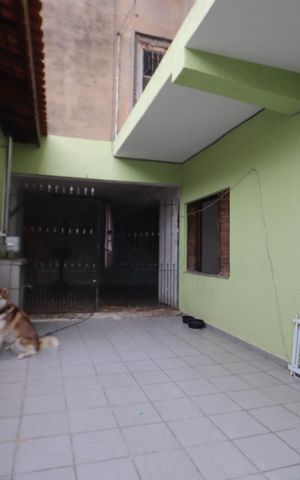 Casa à venda com 225m², 2 quartos e 1 vagaQuintal